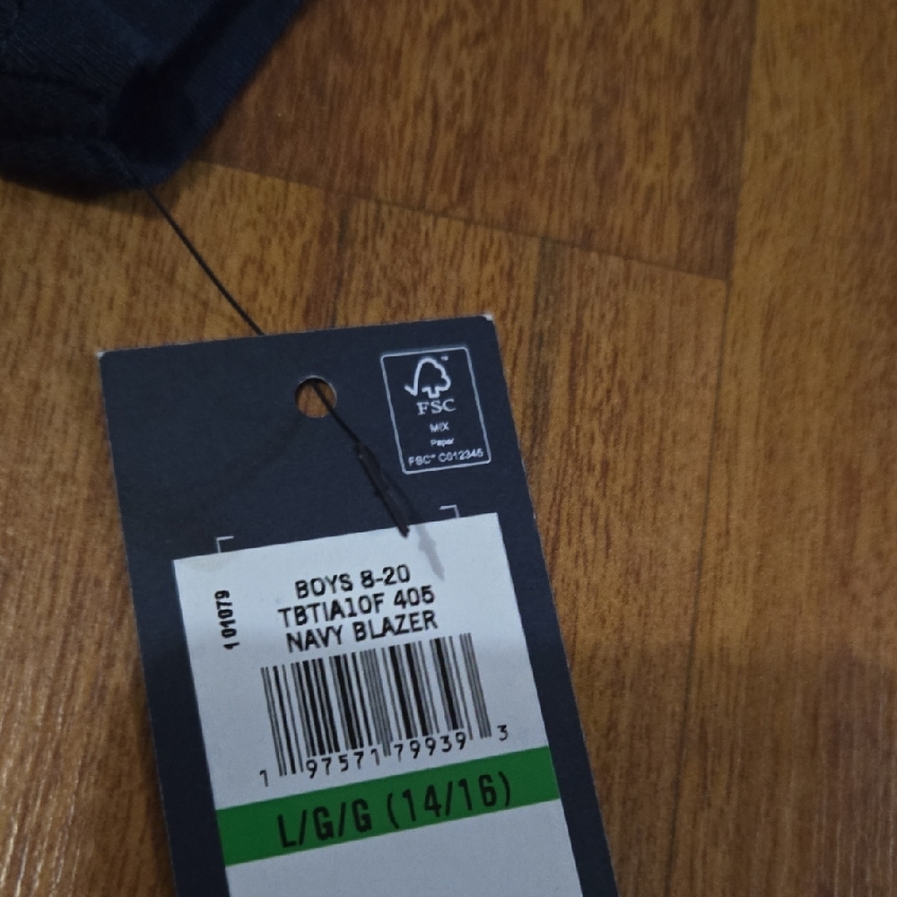 Tommy Hilfiger Logo Navy  Short Sleeve Tee BOYS SIZE 14 16 - Picture 3 of 8